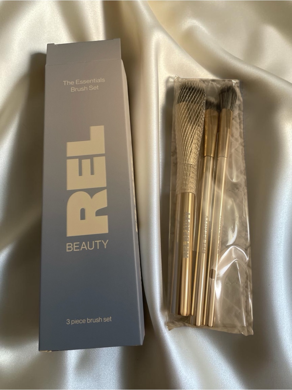 REL BEAUTY | The Essentials Brush 3 piece Set